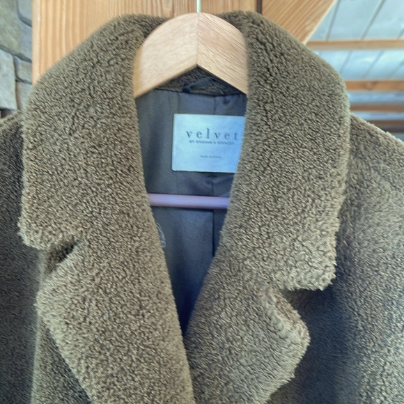 Velvet, green teddy coat, size M - Picture 2 of 3